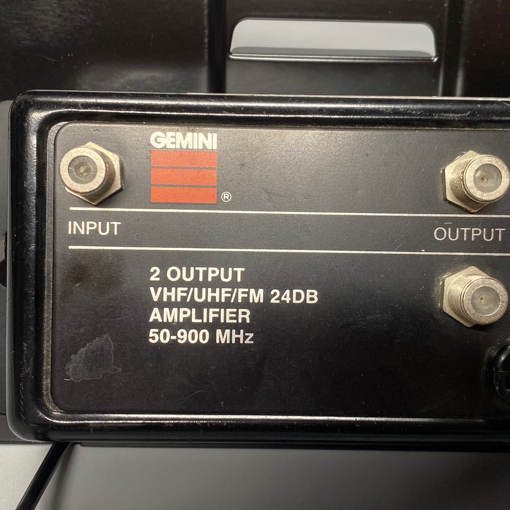 Gemini Signal Amplifier OS Black Excellent DM2000 VHF UHF FM 24dB 2-Output - Picture 2 of 11